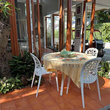 Warm White Hua Hin House Hotel Kültér fotó