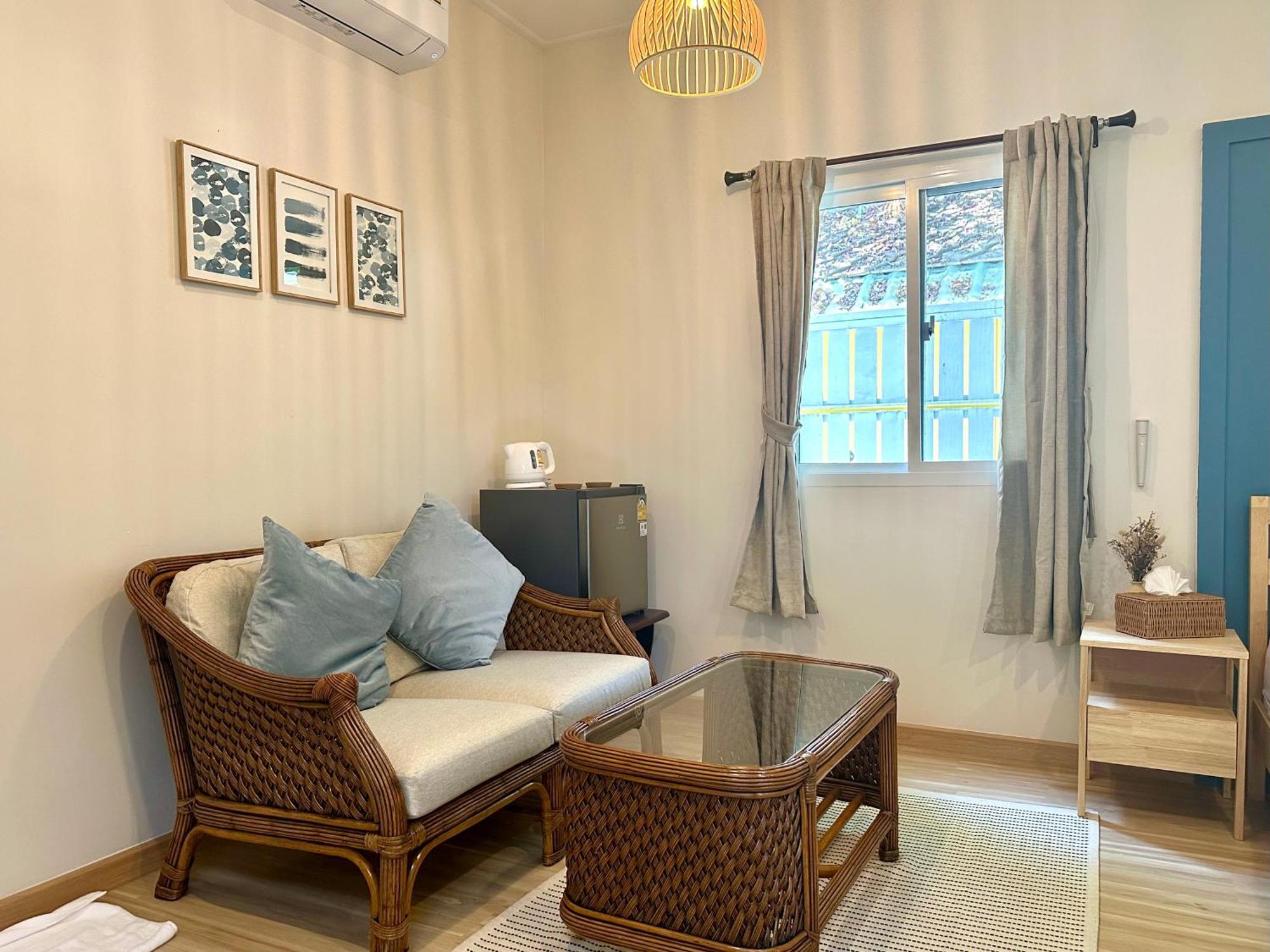 Warm White Hua Hin House Hotel Kültér fotó